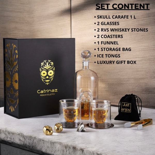 SKULL DECANTER SET